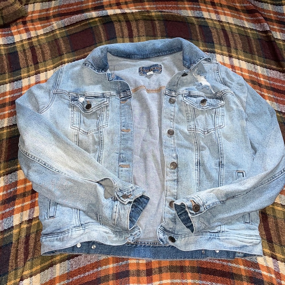 Denim jacket - Picture 1 of 4